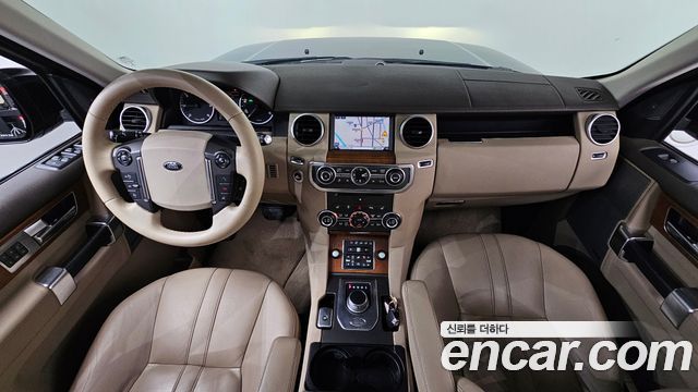 Land Rover Discovery 4 3.0 SDV6 HSE 2016 — фото 7