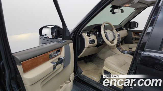 Land Rover Discovery 4 3.0 SDV6 HSE 2016 — фото 10