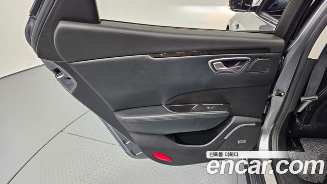 Renault Korea SM6 2.0 GDe RE 2016 — фото 25
