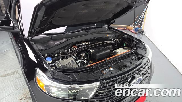Ford Explorer (VI) 3.3 Hybrid 2022 — фото 6