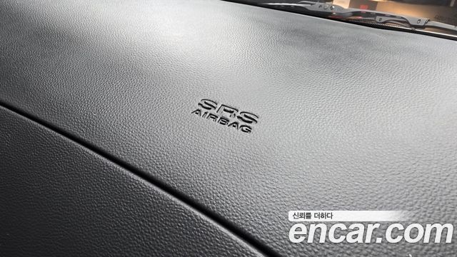 Hyundai Grand Starex Van 3-Seater Smart 2021 — фото 30