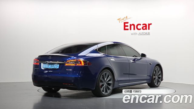 Tesla Model S P100D 2019 — фото 2
