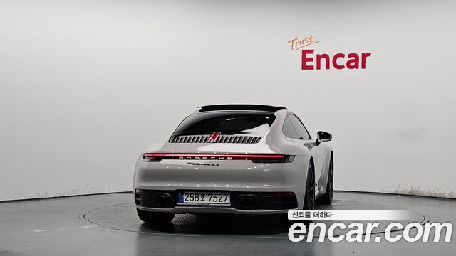 Porsche 911 (992) Carrera 4S 2020 — фото 4