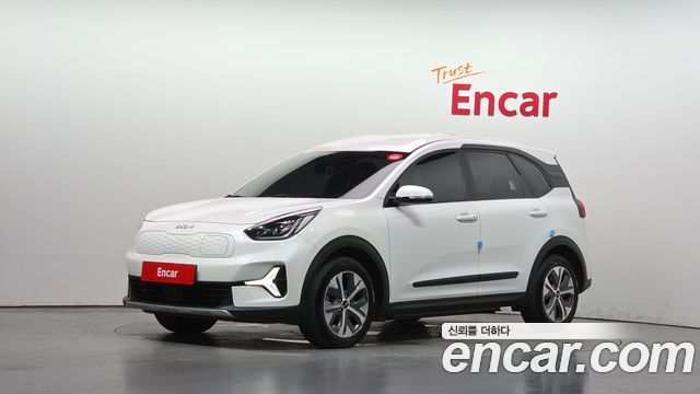 Kia Niro Plus Earth 2024 — фото 1