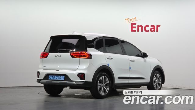 Kia Niro Plus Earth 2024 — фото 2