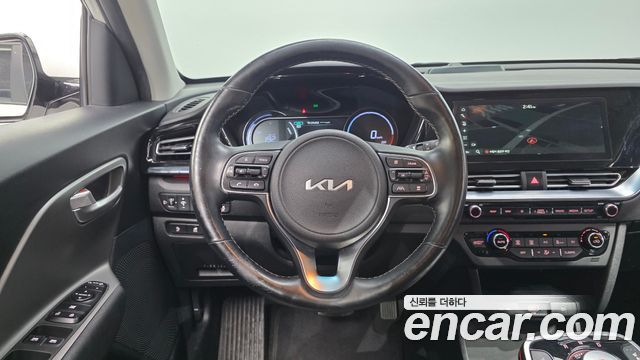 Kia Niro Plus Earth 2024 — фото 14
