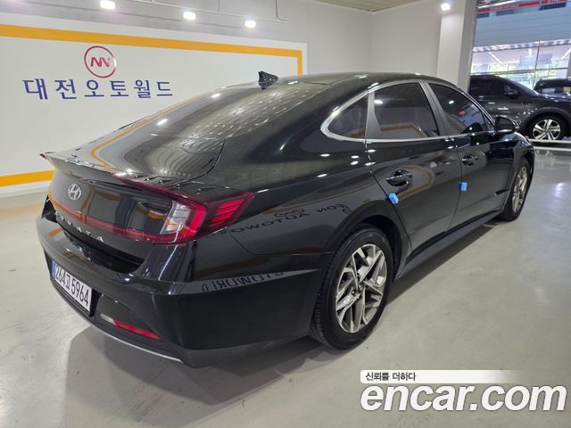 Hyundai Sonata (DN8) 2.0 Premium 2021 — фото 4