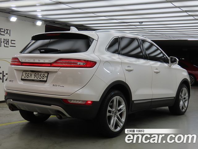 Lincoln MKC 2.0 AWD 2017 — фото 3