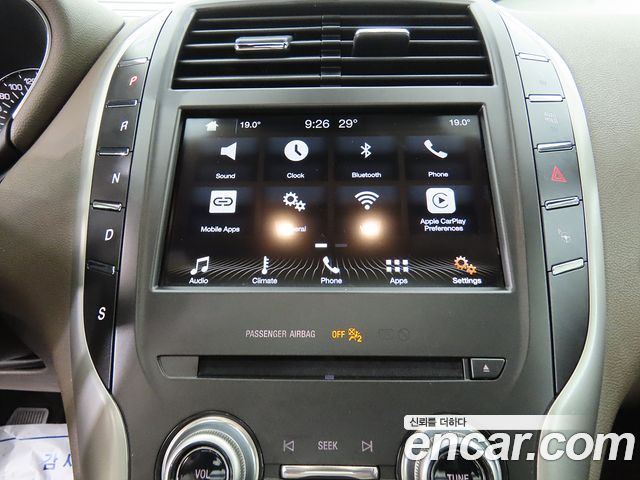 Lincoln MKC 2.0 AWD 2017 — фото 15