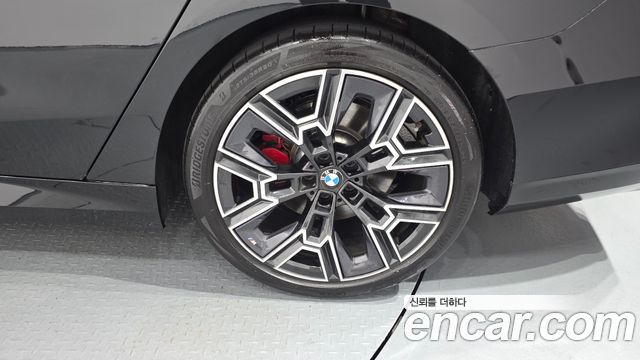 BMW 5 Series (G60) 530i xDrive M Sport Pro Special Edition 2026 — фото 21