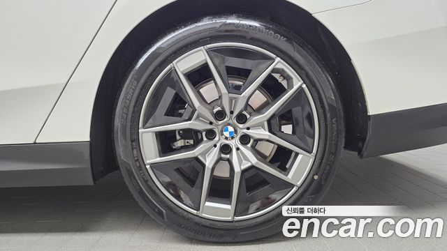 BMW 5 Series (G60) 530i xDrive 2026 — фото 21