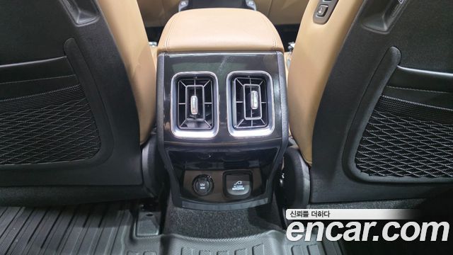Kia Sorento (IV) HEV 1.6 2WD Signature 2025 — фото 37