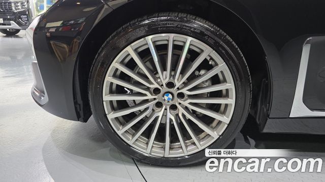 BMW 7 Series (G11) 730Ld xDrive Design Pure Excellence 2020 — фото 5