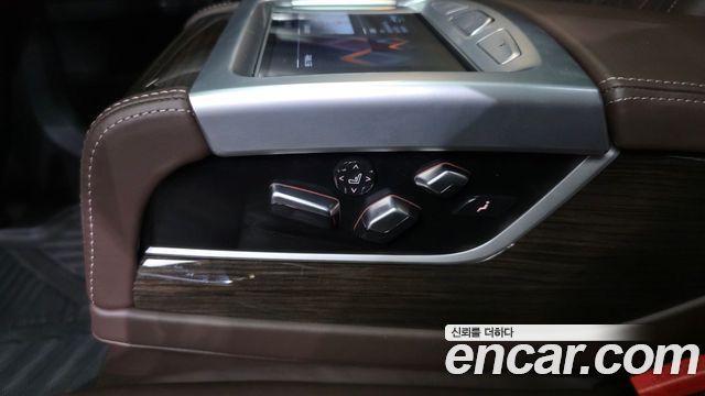 BMW 7 Series (G11) 730Ld xDrive Design Pure Excellence 2020 — фото 31
