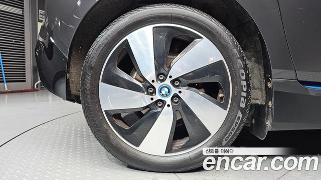 BMW i3 LUX 2015 — фото 5