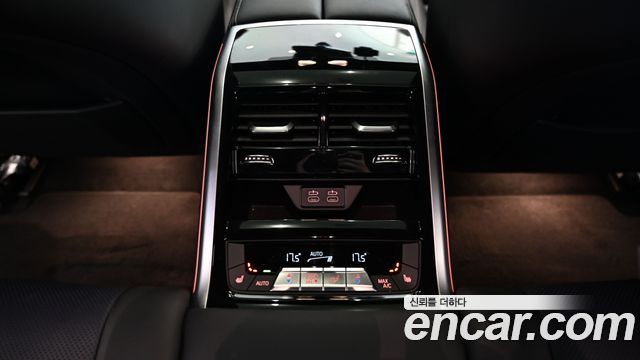 BMW 8 Series (G15) M850i xDrive Gran Coupe 2023 — фото 21