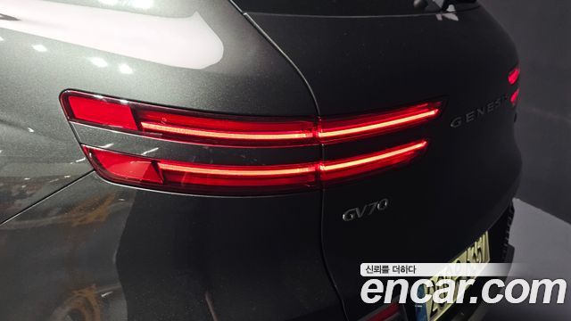 Genesis GV70 3.5T Gasoline AWD 2023 — фото 23