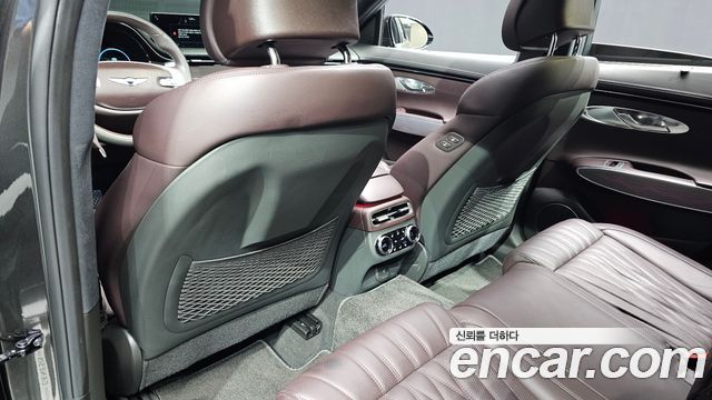 Genesis GV70 3.5T Gasoline AWD 2023 — фото 30