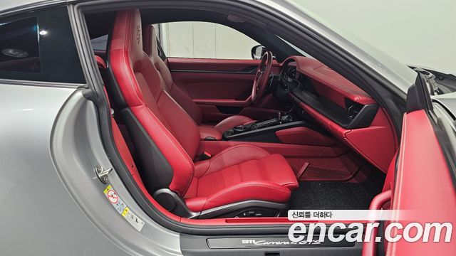 Porsche 911 (992) Carrera 4 GTS 2023 — фото 11