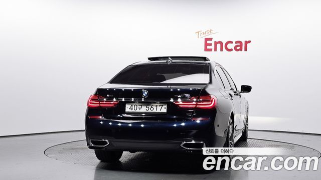 BMW 7 Series (G11) 740Li xDrive M Sport Package 2017 — фото 4