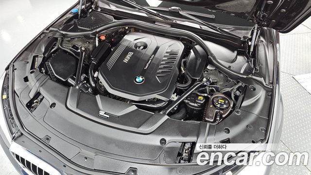 BMW 7 Series (G11) 740Li xDrive M Sport Package 2017 — фото 6