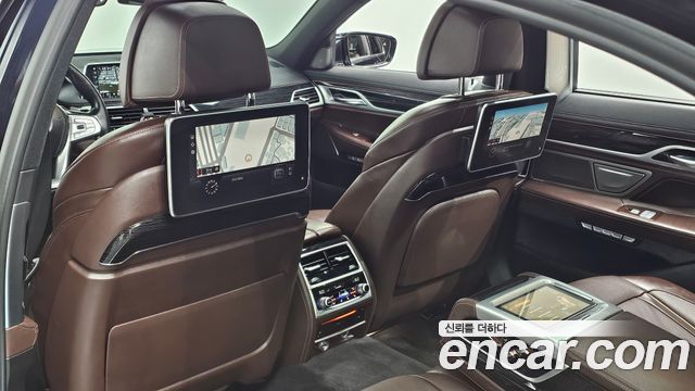 BMW 7 Series (G11) 740Li xDrive M Sport Package 2017 — фото 18