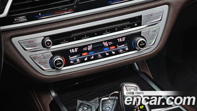 BMW 7 Series (G11) 740Li xDrive M Sport Package 2017 — фото 31