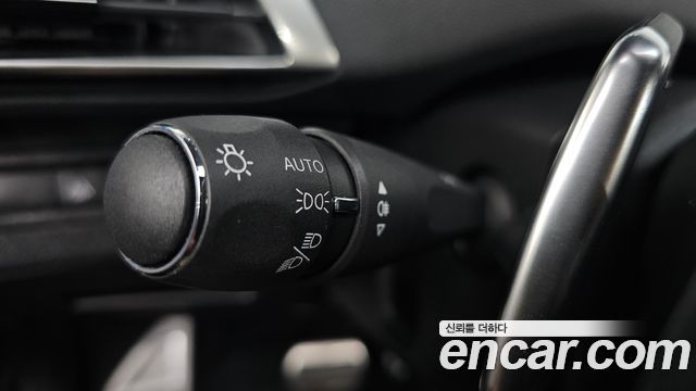 Peugeot 5008 (II) 1.2 Pure Tech GT 2022 — фото 31