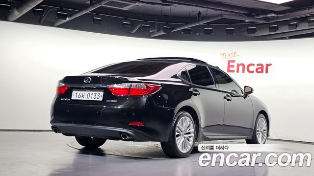 Lexus ES350 Executive XV60 2015 — фото 2