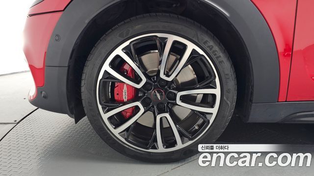 MINI Cooper S Countryman JCW 2nd 2023 — фото 5