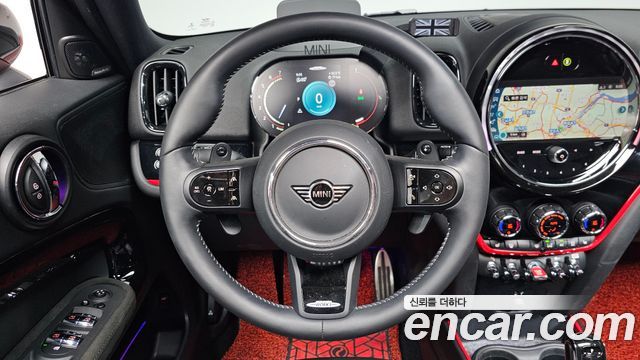 MINI Cooper S Countryman JCW 2nd 2023 — фото 13