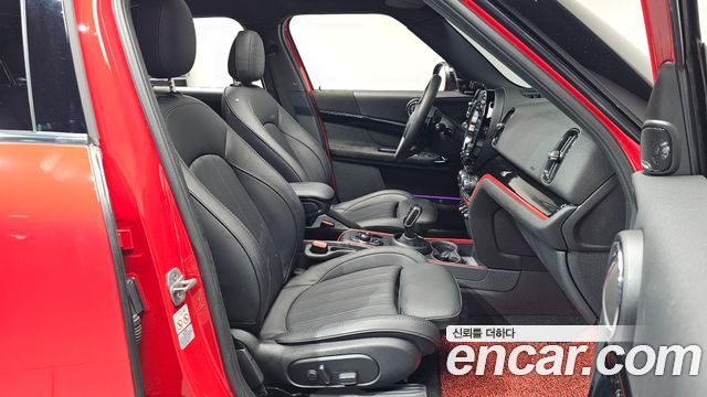 MINI Cooper S Countryman JCW 2nd 2023 — фото 26