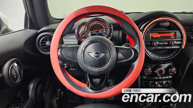 MINI Cooper Standard Third Generation 2014 — фото 13