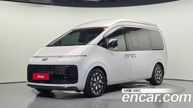 Hyundai Staria 4WD Lounge 9-Seater Limousine 2023 — фото 1