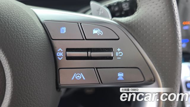 Hyundai Staria 4WD Lounge 9-Seater Limousine 2023 — фото 17
