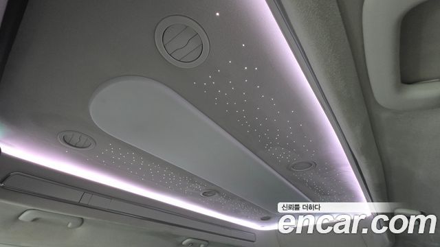 Hyundai Staria 4WD Lounge 9-Seater Limousine 2023 — фото 19