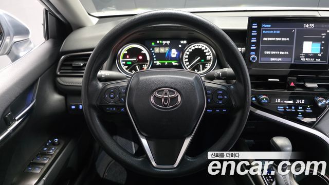 Toyota Camry (XV70) 2.5 LE Hybrid 2022 — фото 17