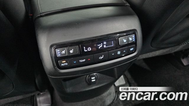 Hyundai Palisade Diesel 2.2 2WD VIP 2023 — фото 18