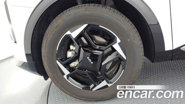 Kia Sportage (V) Gasoline 1.6 Turbo 2WD Signature 2026 — фото 5