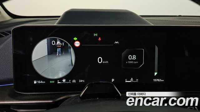 Kia Sportage (V) Gasoline 1.6 Turbo 2WD Signature 2026 — фото 8