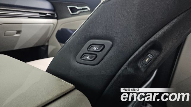 Kia Sportage (V) Gasoline 1.6 Turbo 2WD Signature 2026 — фото 18
