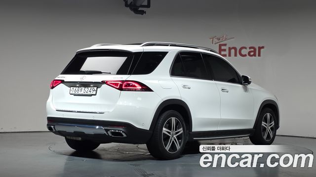 Mercedes-Benz GLE-Class (W167) GLE300d 4MATIC 2020 — фото 2