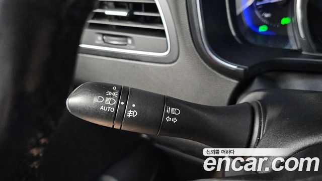 Renault Korea QM6 Diesel 4WD RE Signature 2017 — фото 28