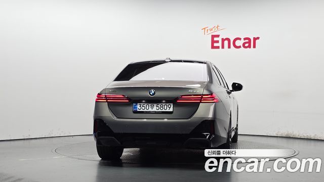 BMW 5 Series (G60) 530i xDrive M Sport 2026 — фото 4