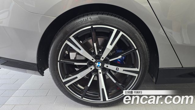 BMW 5 Series (G60) 530i xDrive M Sport 2025 — фото 5