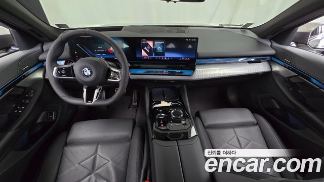 BMW 5 Series (G60) 530i xDrive M Sport 2025 — фото 7