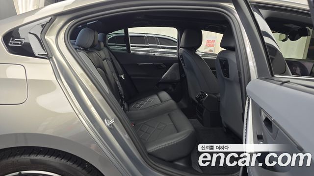 BMW 5 Series (G60) 530i xDrive M Sport 2025 — фото 12