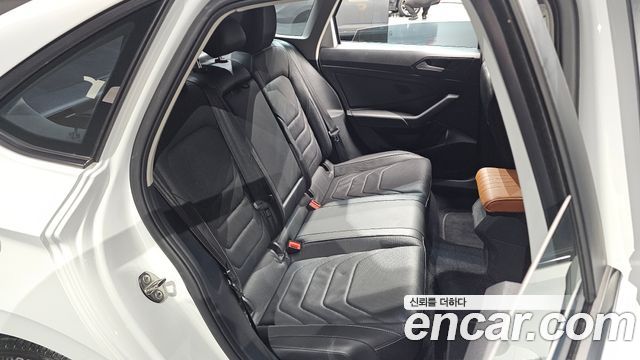 Volkswagen Jetta (VII) 1.4 TSI Premium 2020 — фото 11
