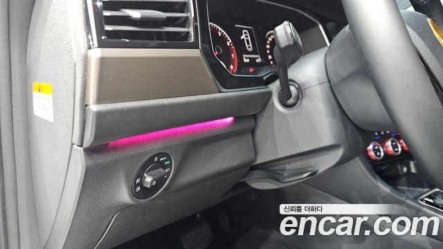 Volkswagen Jetta (VII) 1.4 TSI Premium 2020 — фото 18
