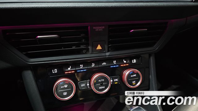 Volkswagen Jetta (VII) 1.4 TSI Premium 2020 — фото 20